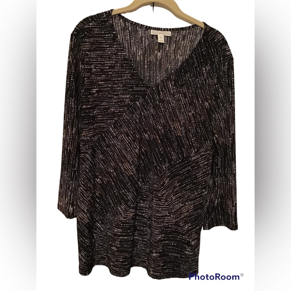 Dana Bachman top